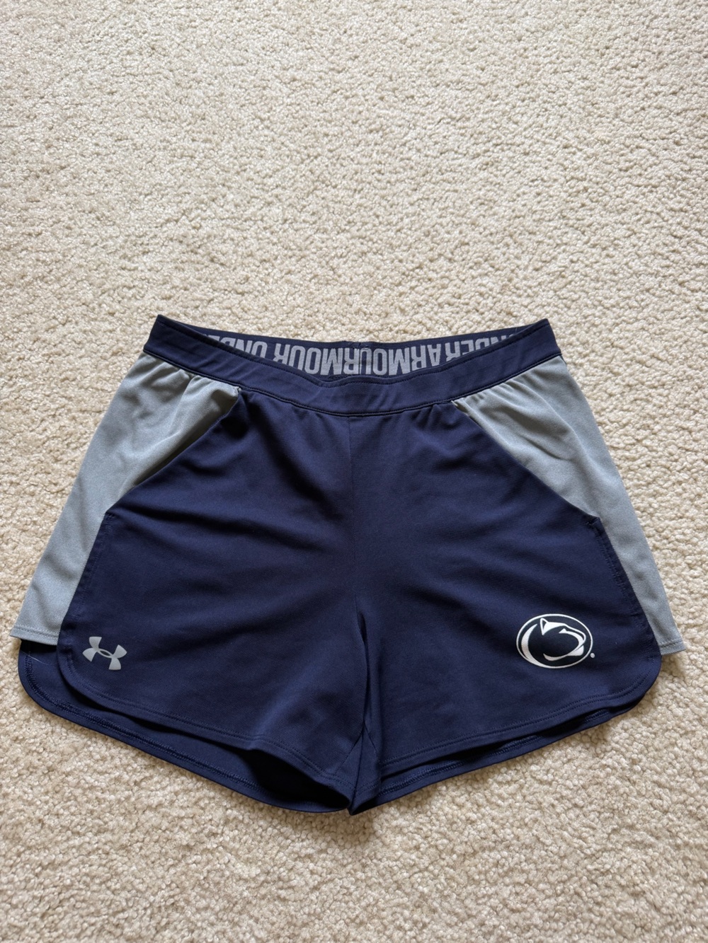 Under Armour Women’s Navy and Gray Athletic Shorts💙🩶
